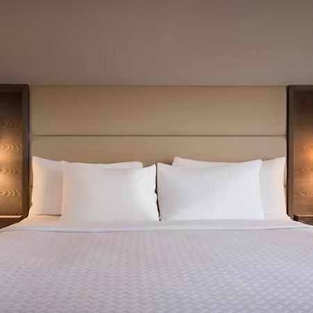 Crowne Plaza Englewood By Ihg Ξενοδοχείο Εξωτερικό φωτογραφία